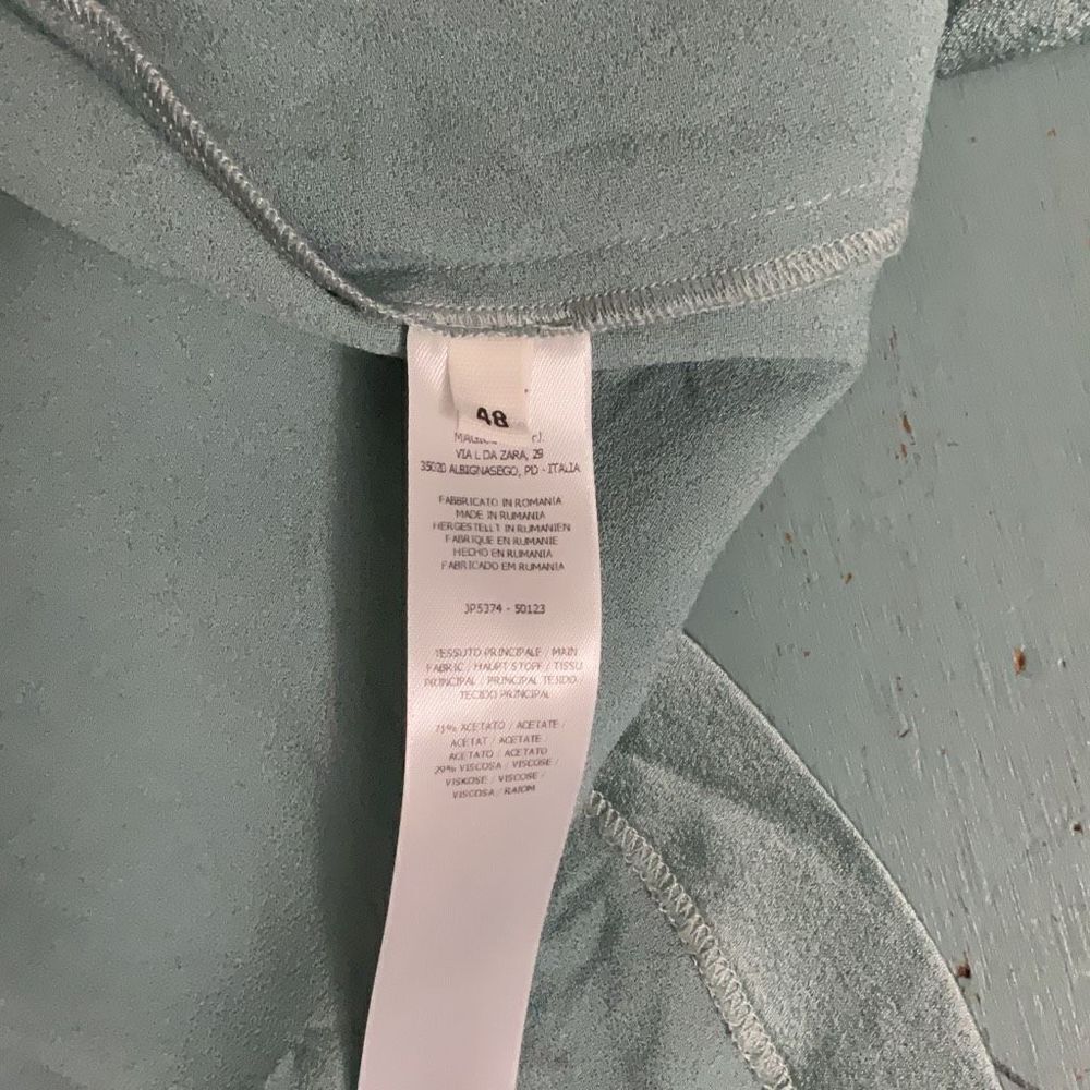 Maliparmi Green Split Button Back V Neck Sleevele… - image 7